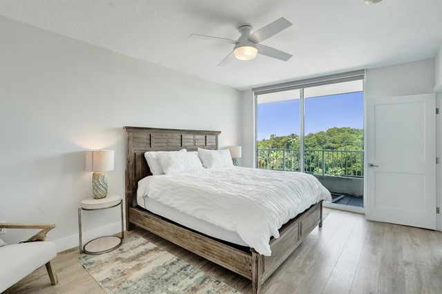 700 E Boynton Beach Boulevard 406, Boynton Beach, FL 33435
