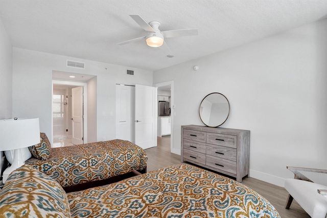 700 E Boynton Beach Boulevard 406, Boynton Beach, FL 33435