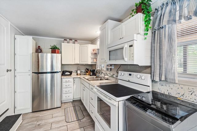 24 Brucker Drive, Bella Vista, AR 72715