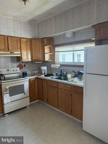 56 VAN BUREN ST, Deepwater, NJ 08023