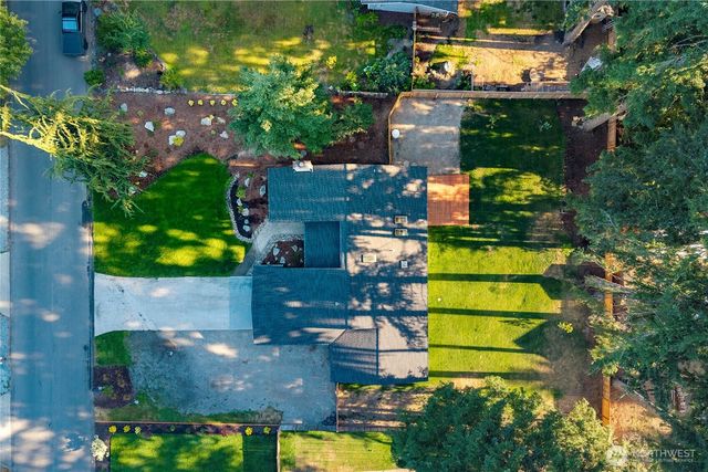 13820 72nd Avenue E, Puyallup, WA 98373