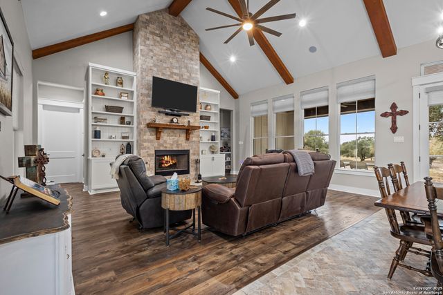 209 River Ridge, Boerne, TX 78006