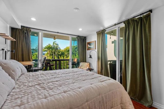 727 Sapphire Street 208, San Diego, CA 92109