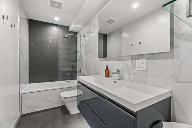 727 Sapphire Street 208, San Diego, CA 92109