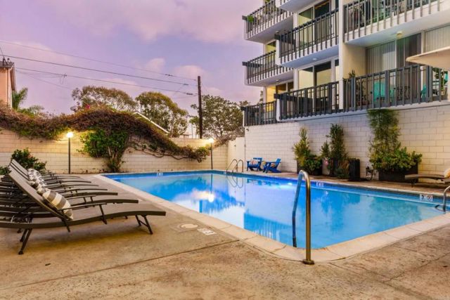 727 Sapphire Street 208, San Diego, CA 92109