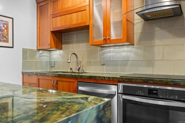 727 Sapphire Street 208, San Diego, CA 92109