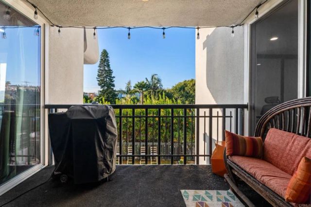 727 Sapphire Street 208, San Diego, CA 92109