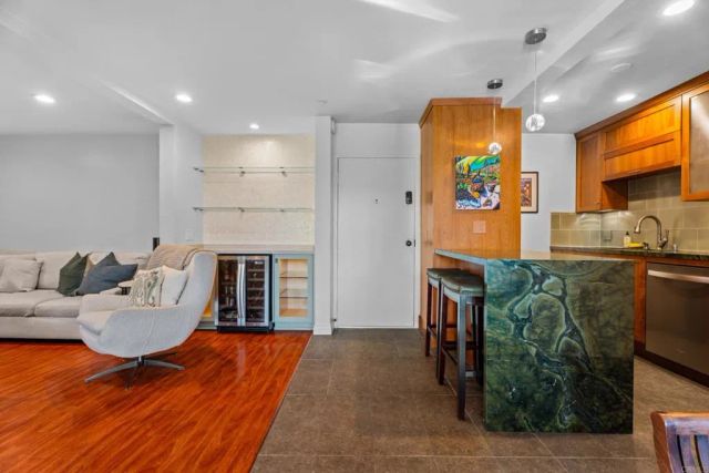 727 Sapphire Street 208, San Diego, CA 92109