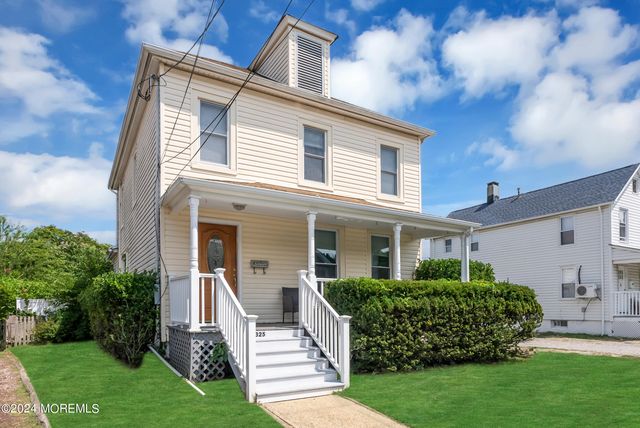 325 Roosevelt Avenue, Oakhurst, NJ 07755