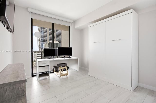 1010 Brickell Avenue 2102, Miami, FL 33131