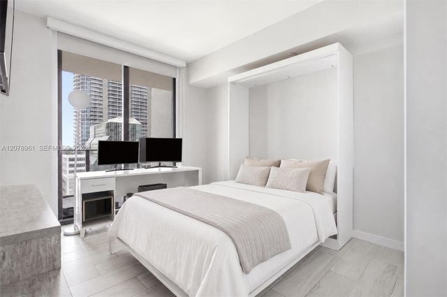 1010 Brickell Avenue 2102, Miami, FL 33131