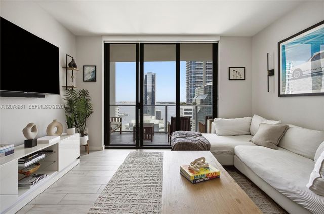 1010 Brickell Avenue 2102, Miami, FL 33131