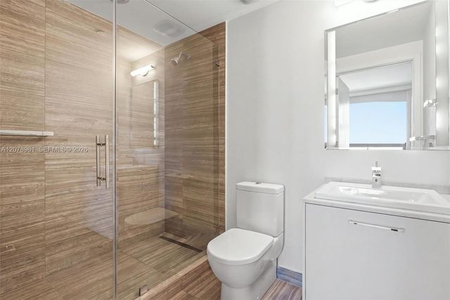 1010 Brickell Avenue 2102, Miami, FL 33131