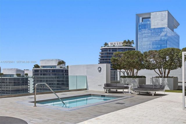 1010 Brickell Avenue 2102, Miami, FL 33131