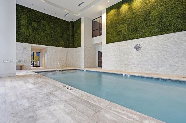 1010 Brickell Avenue 2102, Miami, FL 33131