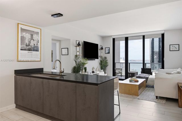 1010 Brickell Avenue 2102, Miami, FL 33131