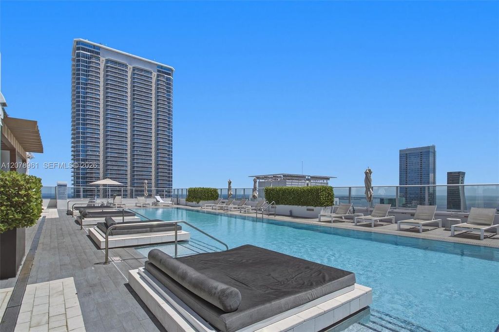 1010 Brickell Avenue 2102, Miami, FL 33131