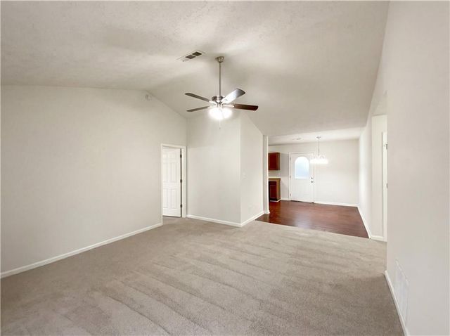 515 Oakview Drive, Stockbridge, GA 30281