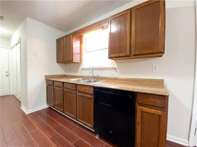 515 Oakview Drive, Stockbridge, GA 30281