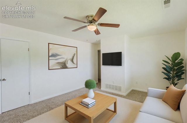 2139 Preuss Road B, Colorado Springs, CO 80910