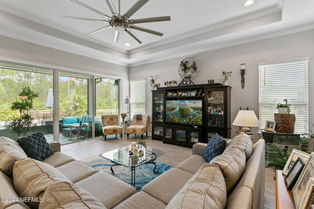 Image 5 of property listing at 362 CEDARSTONE Way, St Augustine, FL 32092