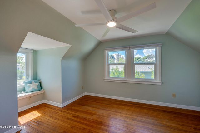 415 Poinsettia Road, Daytona Beach, FL 32118