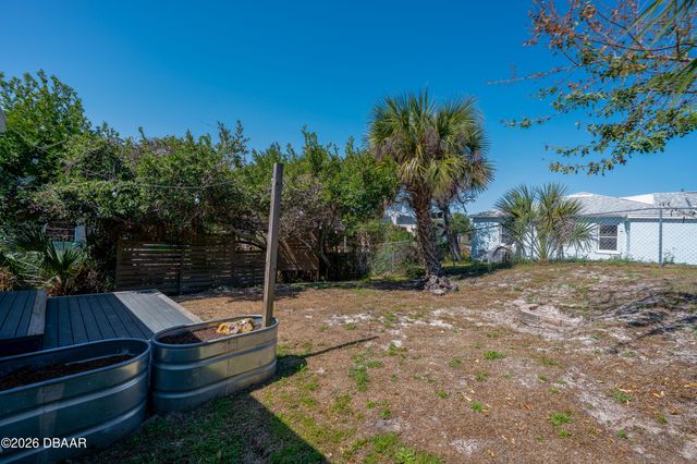 415 Poinsettia Road, Daytona Beach, FL 32118