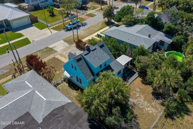 415 Poinsettia Road, Daytona Beach, FL 32118