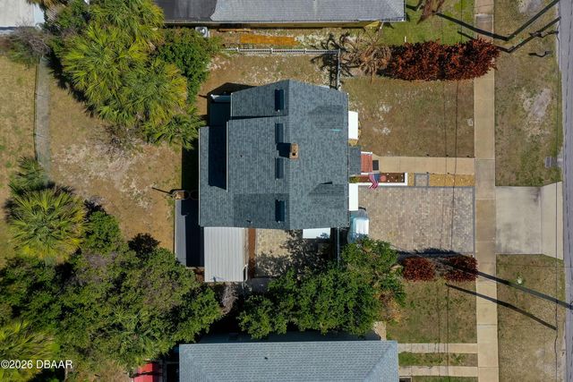 415 Poinsettia Road, Daytona Beach, FL 32118