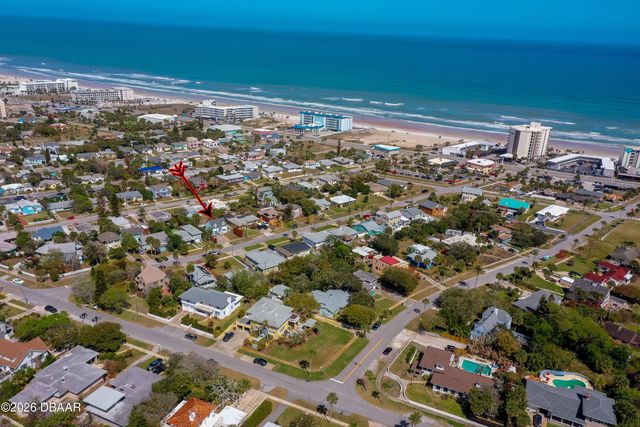 415 Poinsettia Road, Daytona Beach, FL 32118