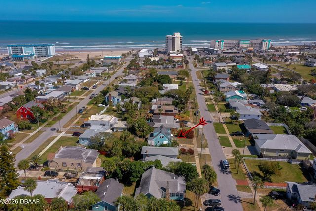 415 Poinsettia Road, Daytona Beach, FL 32118