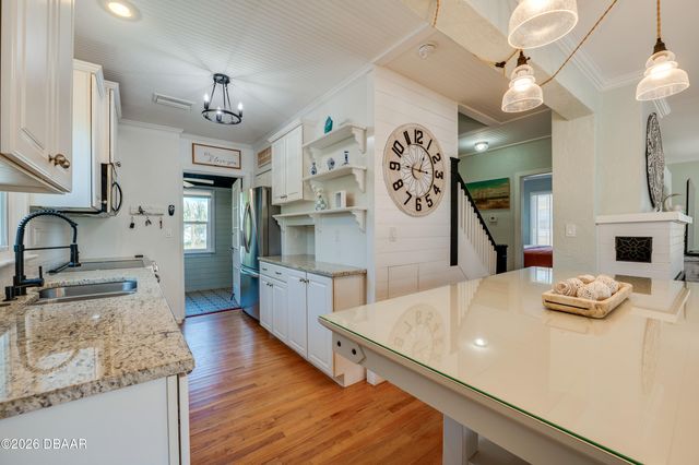 415 Poinsettia Road, Daytona Beach, FL 32118