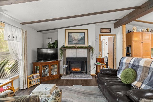 17172 NE 37TH AVENUE, Citra, FL 32113