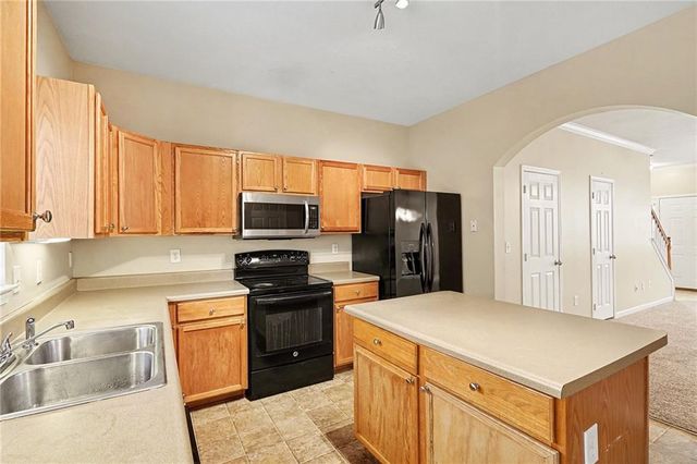 2161 Del Lago NW Circle, Kennesaw, GA 30152