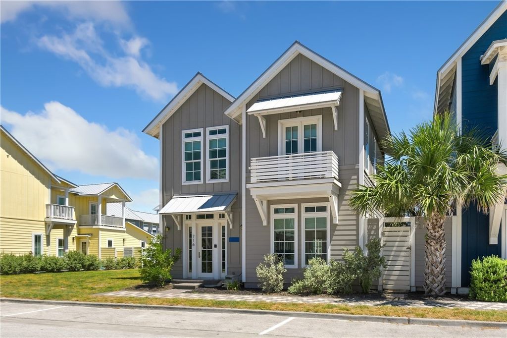 716 Sunrise Ave, Port Aransas, TX 78373 — exterior