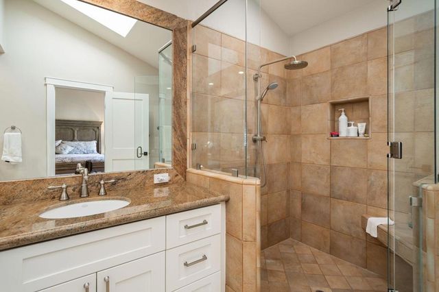 321 Bouquet Canyon Drive, Palm Desert, CA 92211