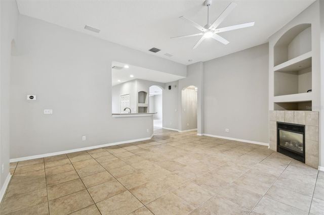 8106 KENDELWICK COURT, Tampa, FL 33647