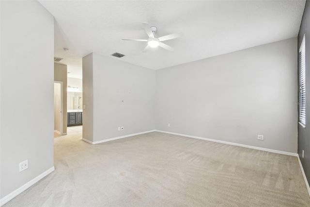 8106 KENDELWICK COURT, Tampa, FL 33647