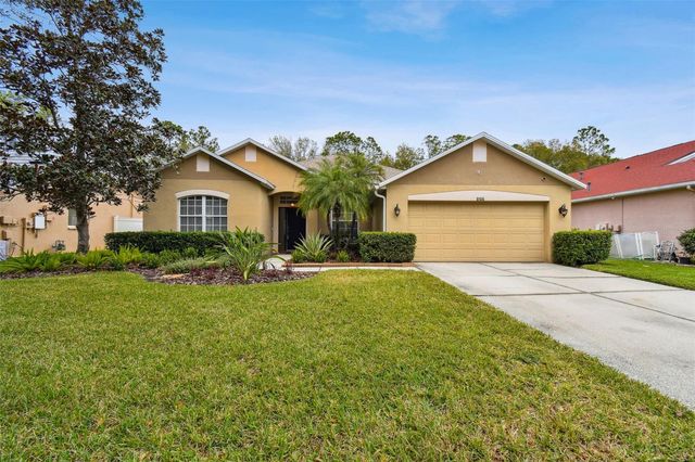 8106 KENDELWICK COURT, Tampa, FL 33647