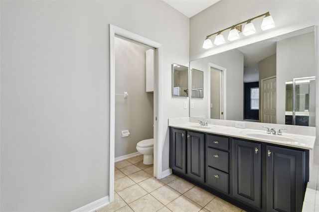 8106 KENDELWICK COURT, Tampa, FL 33647