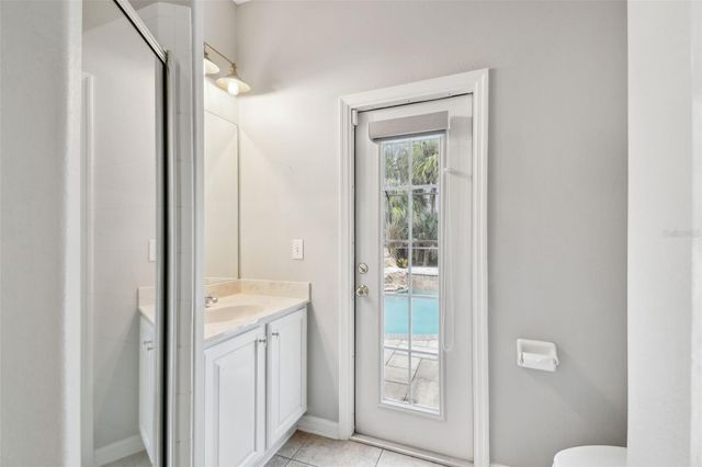 8106 KENDELWICK COURT, Tampa, FL 33647