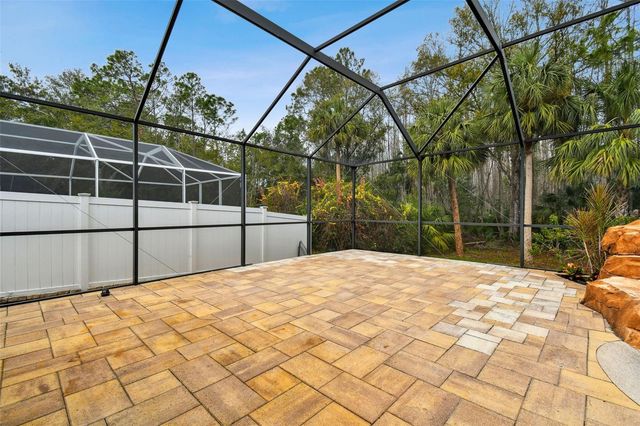 8106 KENDELWICK COURT, Tampa, FL 33647