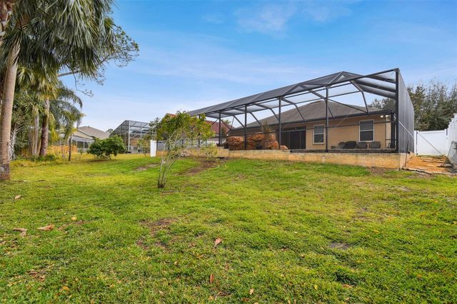 8106 KENDELWICK COURT, Tampa, FL 33647