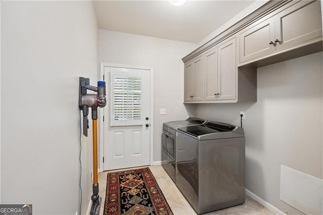 4504 Lake Forrest Drive, Atlanta, GA 30342