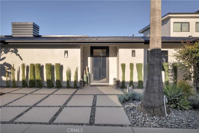 4326 Coronet Drive, Encino, CA 91316