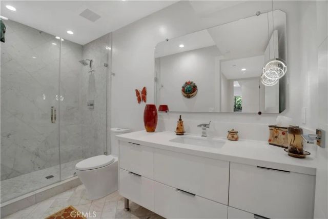 4326 Coronet Drive, Encino, CA 91316