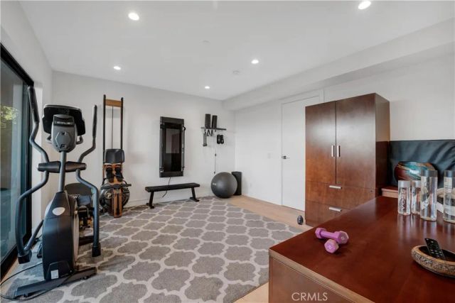 4326 Coronet Drive, Encino, CA 91316