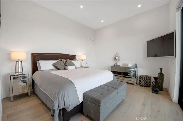 4326 Coronet Drive, Encino, CA 91316