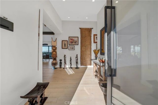 4326 Coronet Drive, Encino, CA 91316