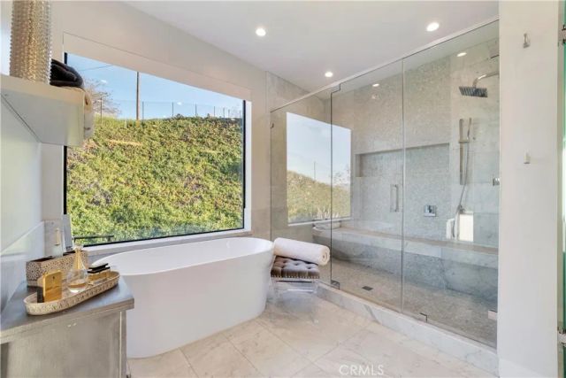 4326 Coronet Drive, Encino, CA 91316